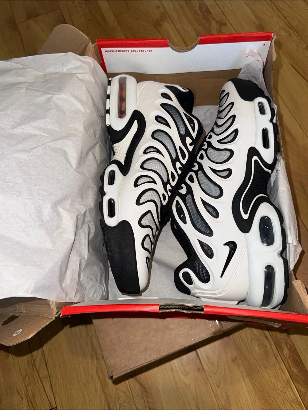 Nike Black & White Flame-Pattern Athletic Sneakers - Picture 2 of 10